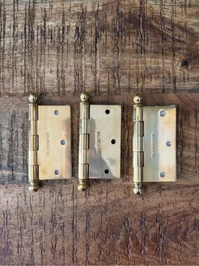 Brass Ball-Tip Door Hinges - Polished Brass (Set of 3)